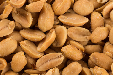 Fototapeta na wymiar large amount of peeled salted peanuts