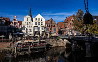 Stintmarkt an der Ilmenau in Lüneburg