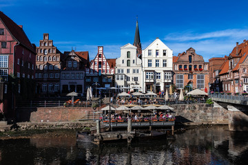 Stintmarkt an der Ilmenau in Lüneburg