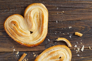 Palmier biscuits - french puff pastry cookies
