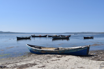 Naklejka premium boat on the beach