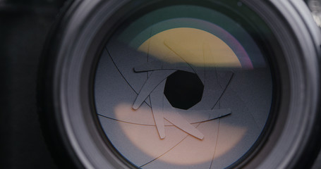 Adjusting Camera lens aperture
