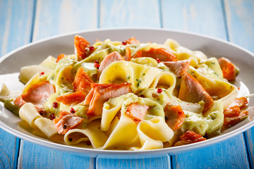 Pasta with salmon and sauce