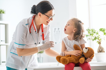 vaccination to child