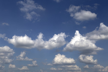 Fototapeta na wymiar Beautiful blue sky and cloud.