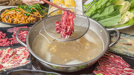 Beef hotpot with clear soup