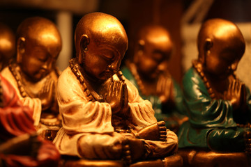 budas