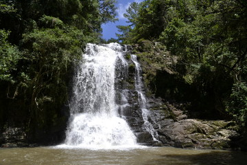 Fototapeta na wymiar brazil waterfall