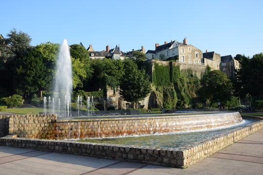 Brunnen und Festung in Angers