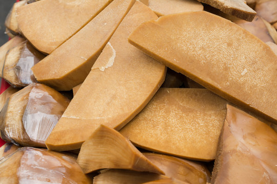   Trozos de quiote cocido, un buen dulce.