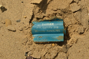 war zone, unexploded bombs