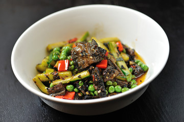 Common bean and cucumber cooked eel