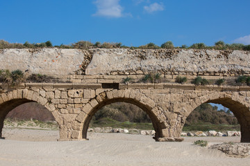 Fototapeta premium Ancient aqueduct at Caesarea. Israel