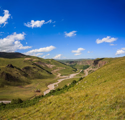 Naklejka premium Asphalt road for cars in the foothills of the North Caucasus in Russia.