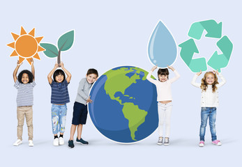 Diverse kids with environment icons - obrazy, fototapety, plakaty