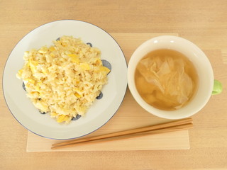 朝食