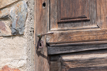One door lock