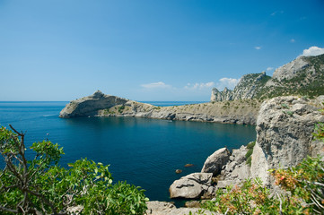 Naklejka premium Trail Golitsyn: View of the Blue (Robber) Bay and cape Kapchik