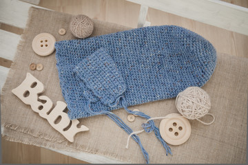Knitted hats on the table