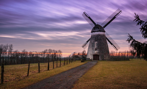 Windm&uuml;hle bei Abendstimmung