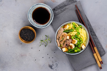 Asian noodle with beef, vegetables