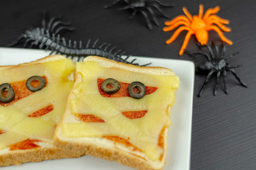 funny sandwiches with mummy for a halloween party, creative serving of food