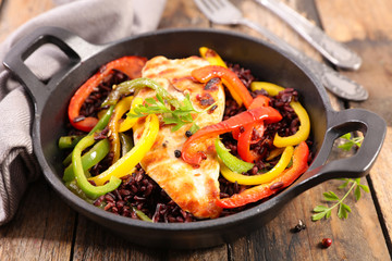 grilled chicken with rice and bell pepper
