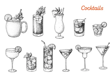 Foto op Plexiglas Alcoholic cocktails hand drawn vector illustration. Sketch set. Moscow mule, bloody mary, pina colada, old fashioned, caipiroska, daiquiri, mint julep, long island iced tea, manhattan, margarita. © DiViArts