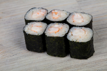 Japanese roll with prawn