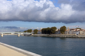 Fototapeta premium visite de la ville d'Arles