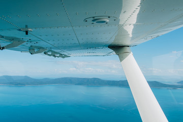airplane in flight - Whitsunday Islands