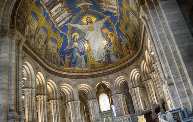 Fototapeta na wymiar Basilica of Sacre-Coeur - fragment of the interior.