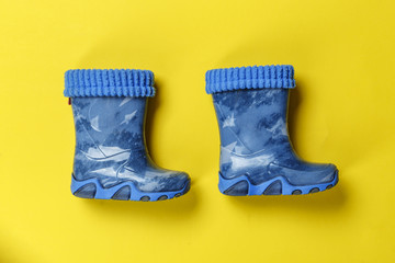 rubber boots for text