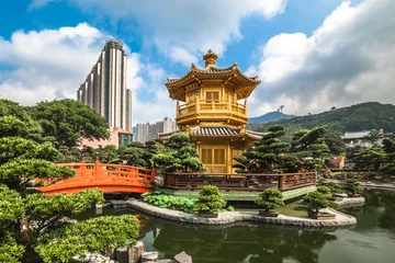 Selbstklebende Fototapeten Hong Kong The golden pavilion in Nan Lian Garden, Hong Kong.  © javarman