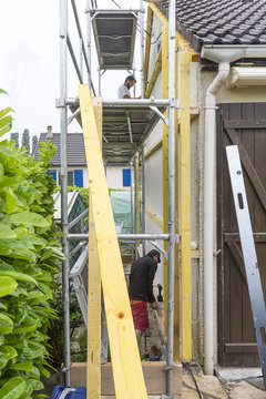 housse insulation. scaffolding, panels cladding of buildings, resource conservation,