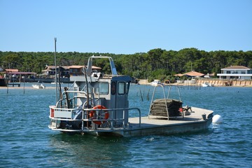 Bassin d'Arcachon - Bateau ostréicole