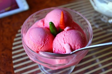 Chili ice cream in a bowl