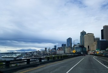 Fototapeta na wymiar City skyline