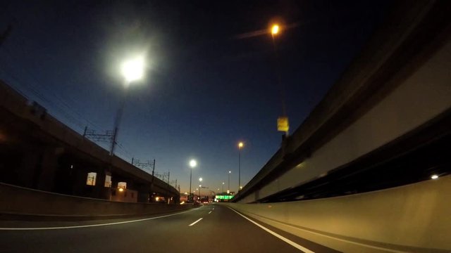 日本の国道。日没前の国道357号線