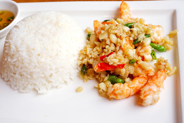 Chilli garlic prawns with rice
