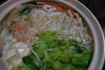 日本食　蟹鍋　蟹と野菜など