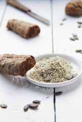 Kürbiskernmehl Low Carb Brot 