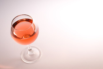 Grass of rose wine