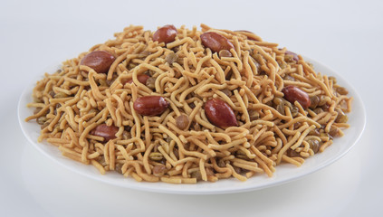 Mix Sev Nimco, Blend of sev with lentils, potatos & peanuts 