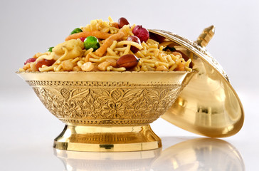Mix Nimco, The King of all Nimco. The most favorite tea time snack.