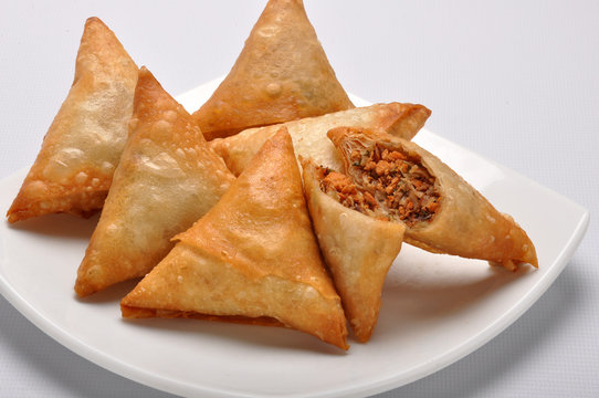 Chicken Samosa, also known as memoni samosa stuffed with spicy mashed chicken/ mince meat