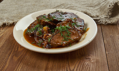 Balsamic Braised Beef
