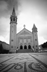 Eglise, noir et blanc, à Porto au Portugal