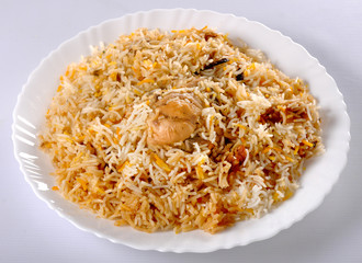 Hyderabadi Chicken Biryani: