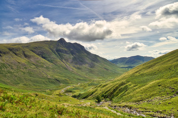 Naklejka premium A view down the length of Great Langdale from Rossett ghyll